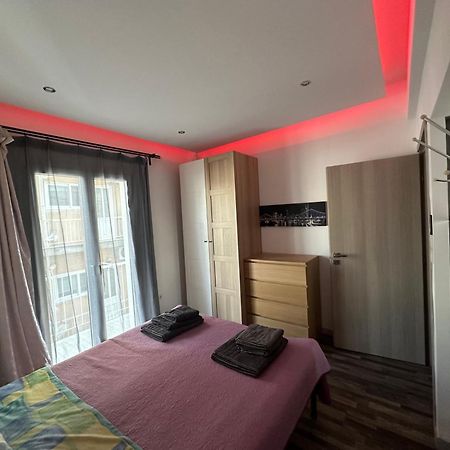 Apartment Center Piraeus Location Kastella Passalimani Port Luaran gambar